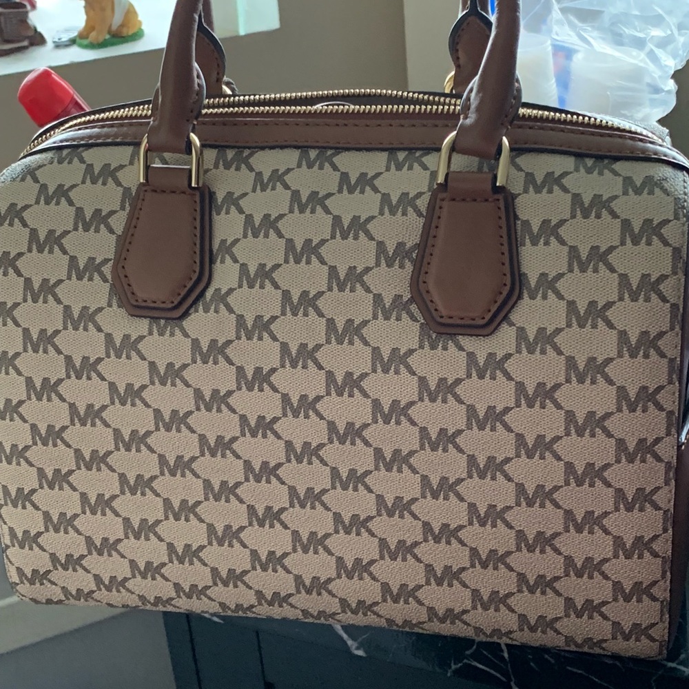 Michael Kors Handbag - Picture 3 of 3